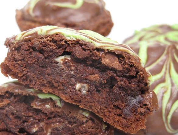 Chocolate Mint Truffle Brownie Bites