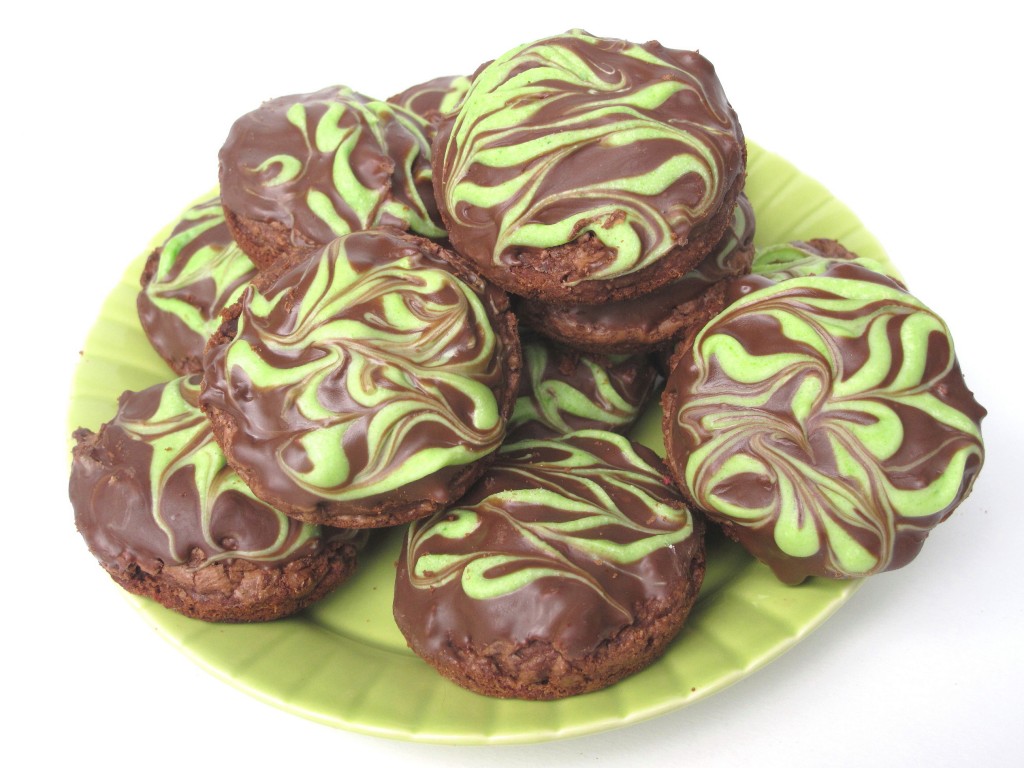 Chocolate Mint Truffle Brownie Bites