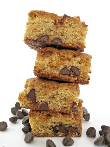 Chocolate Chip Cookie Bars with Incredibly Long Lasting Chewiness