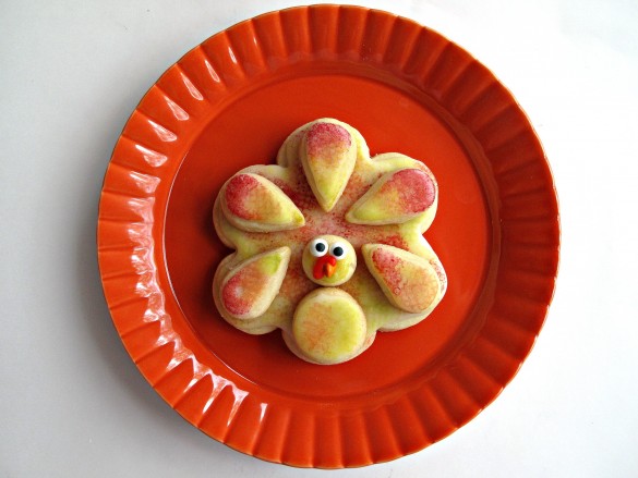 Turkey cookie on an orang plate