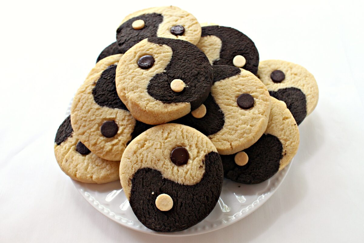 Yin Yang Cookies, half vanilla with a chocolate chip and half chocolate with a white chip.