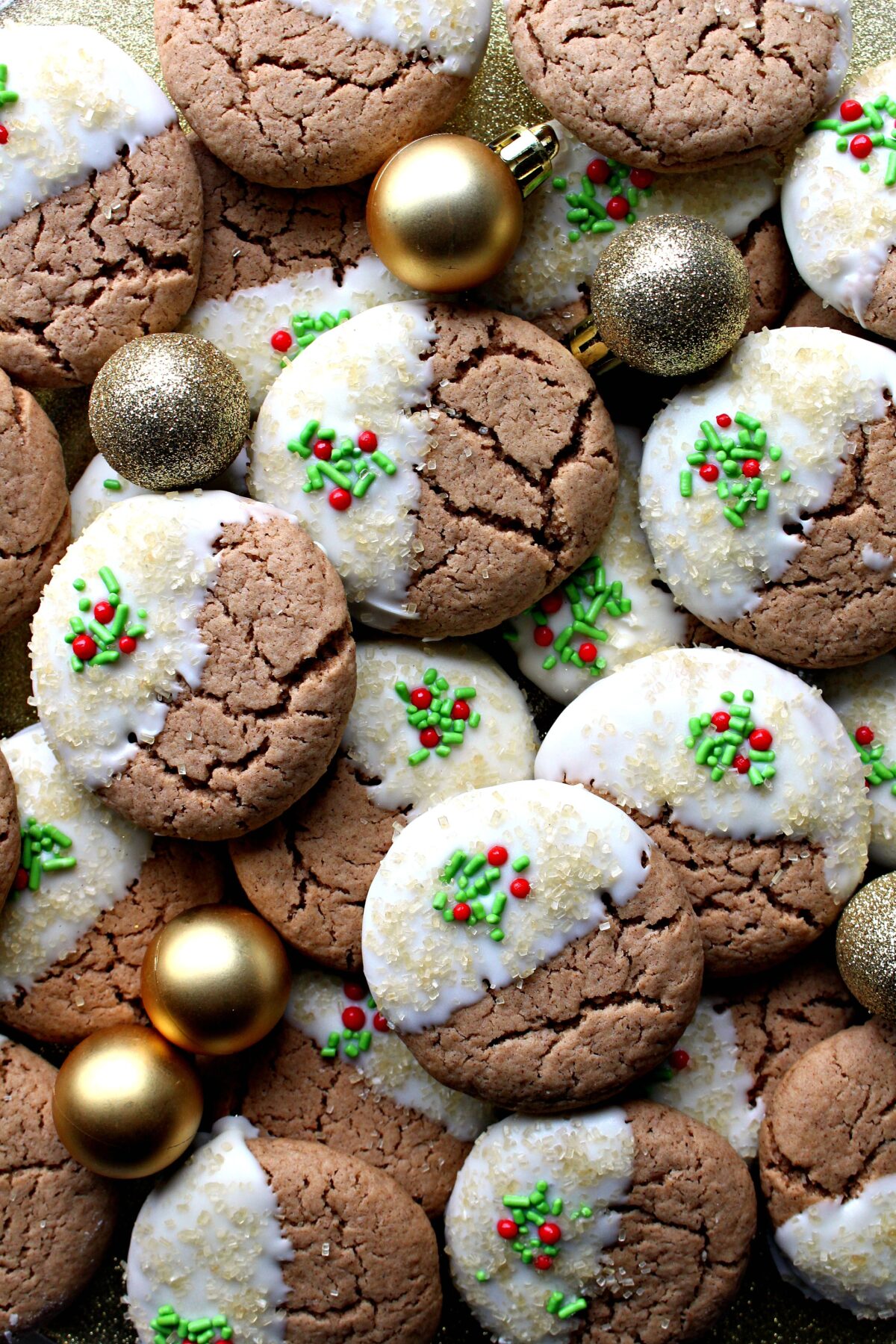 Close up of decorated Gingerbread Spice Cookies in a cluster.