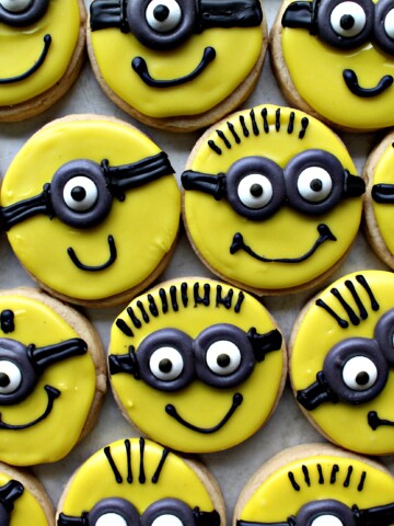 Minion Sugar Cookies for Military Care Package #28