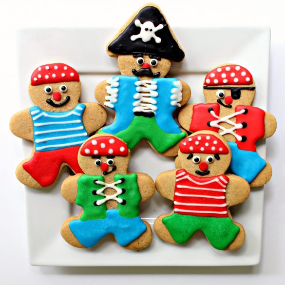 Ahoy Mateys! Celebrate International Talk like a Pirate Day with a swashbuckling cookie crew! Gingerbread Pirate Cookies will thrill pirate fans year round!|themondaybox.com