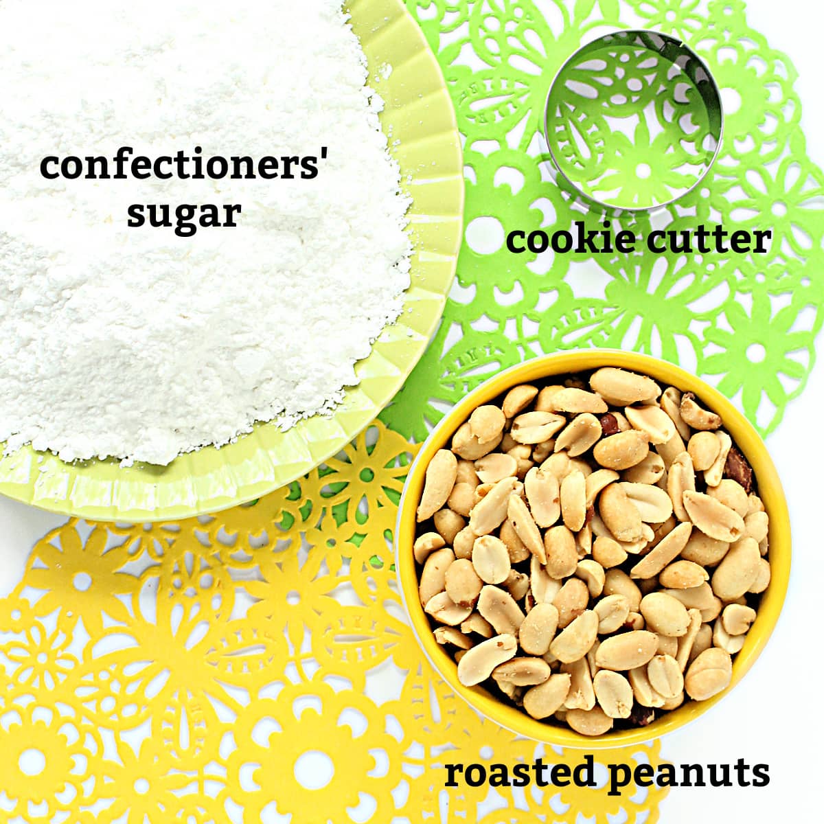 Ingredients: confectioners' sugar, roasted peanuts.